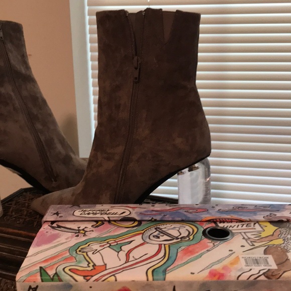 Lustful taupe suede clear heel boots - Picture 4 of 6